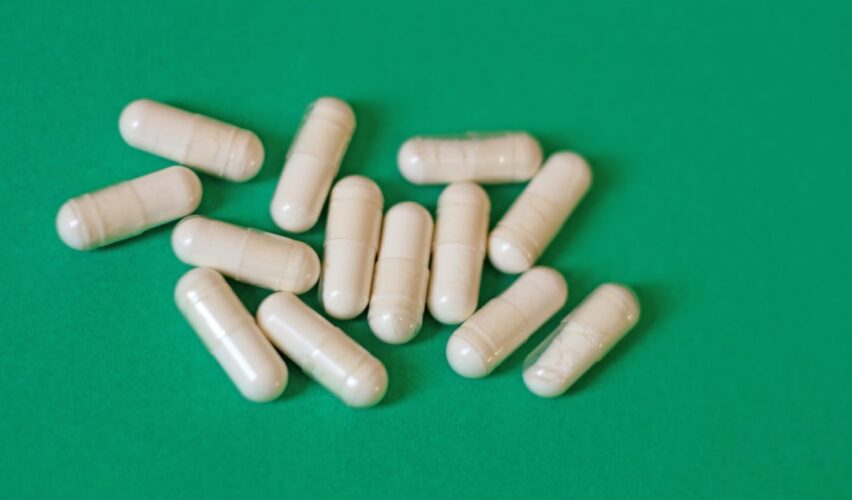 Photo protein synthesis supplement stack